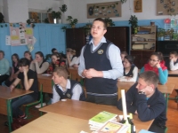 reg-school.ru/tula/volovo/dvorik_school/News2015/20150508_I_nam_voinu_zabit_nelzya_2.jpg